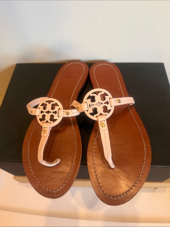 Tory Burch Shoes - Tory Burch Designer Mini Miller Light Pink Leather Logo Thong Sandals 7.5